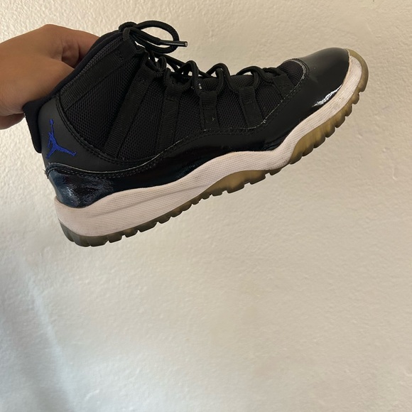 Retro 11’s - Picture 3 of 3